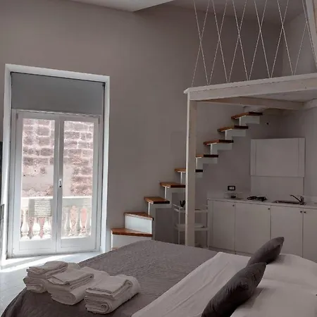 Fradalisa Delizioso Monolocale A شقة فيكو إيكوينس